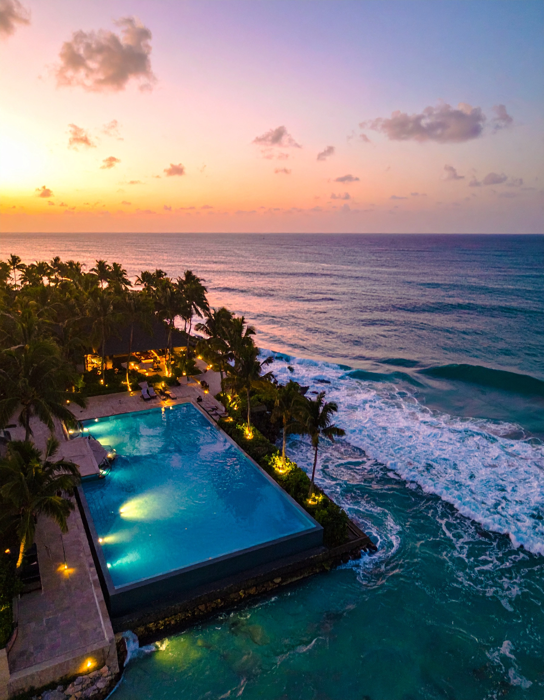 Travel & Hospitality